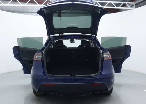Tesla Model Y (Dual Motor) Long Range SUV 5dr Electric Auto 4WDE (384 bhp) 54