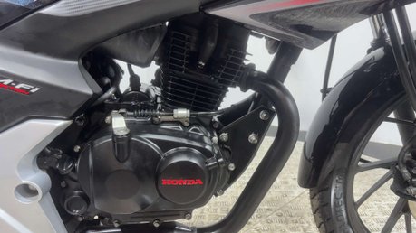 Honda CB GLR 125 2019 ONLY 10K NEW MOTSERVICED 125CC LEARNER BIKE CBF125 27