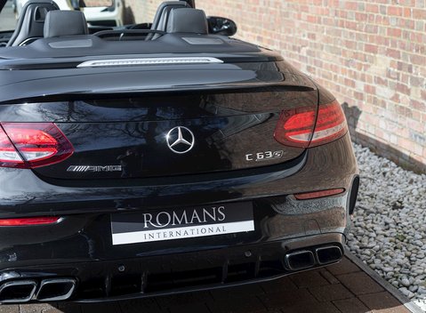 Mercedes-Benz C Class C63 S Premium Plus Cabriolet 26