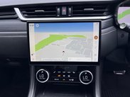 Jaguar F-Pace 2.0 D200 MHEV R-Dynamic HSE Black Auto AWD Euro 6 (s/s) 5dr 80