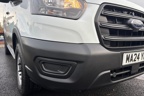 Ford Transit 350 Rwd L2 H2 130 ps Panel Van - Air Con / Rear Sensors 24