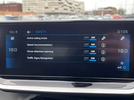 Peugeot 208 1.2 208 Allure Premium+ PureTech SS 5dr 40