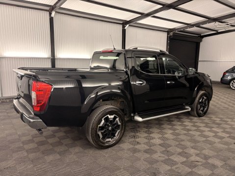 Nissan Navara 2.3 dCi Tekna Auto 4WD Euro 6 4dr 51