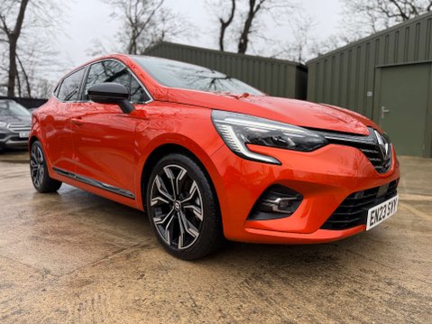 Renault Clio 1.6 Clio Techno E-Tech HEV Auto 5dr 6