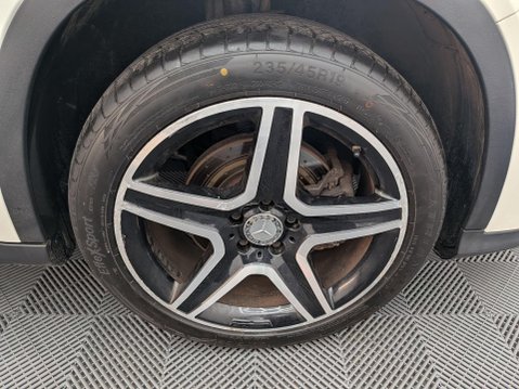 Mercedes-Benz GLA 2.1 GLA220 CDI AMG Line 7G-DCT 4MATIC Euro 6 (s/s) 5dr 28