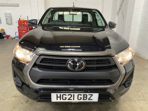 Toyota Hilux ACTIVE 4WD D-4D S/C 9