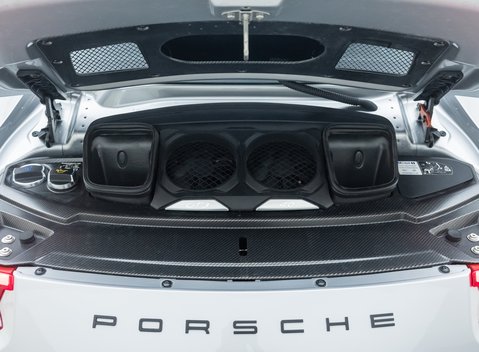 Porsche 911 GT3 (991.2) 36