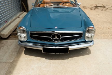 Mercedes-Benz SL 280 Pagoda 12