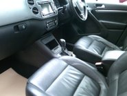 Volkswagen Tiguan SE TDI BLUEMOTION TECHNOLOGY 4MOTION DSG ONLY 53,000 MILES FROM NEW 19