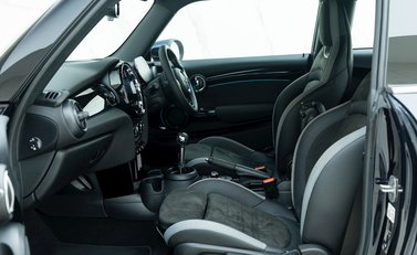 Mini Hatch John Cooper Works 13