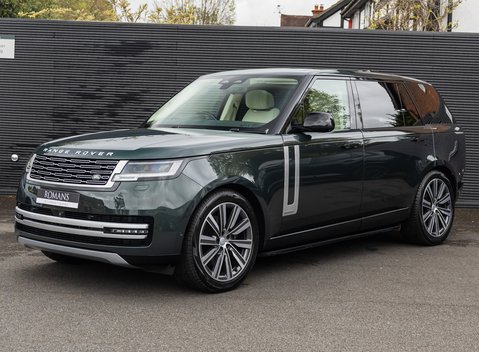 Land Rover Range Rover D350 AUTOBIOGRAPHY LWB 2