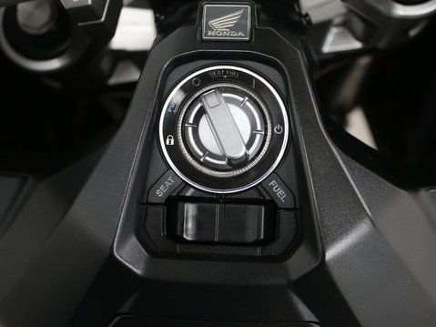 Honda Adv X-ADV 750-K 25