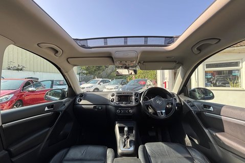 Volkswagen Tiguan  2.0 TDI BLUEMOTION TECH MATCH 4MOTION..LEATHER AND SUNROOF  2