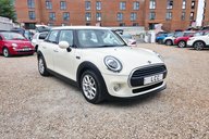 Mini Hatch 1.5 COOPER AUTOMATIC! FULL SERVICE HISTORY! 6 SERVICES! 3