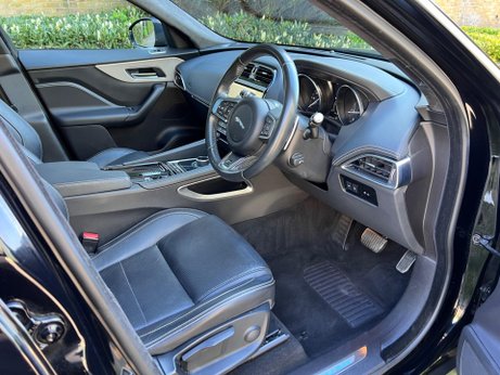Jaguar F-Pace 2.0 D180 R-Sport Auto AWD Euro 6 (s/s) 5dr 15