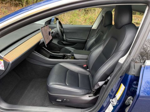Tesla Model 3 Model 3 Performance AWD 4WD 4dr 20