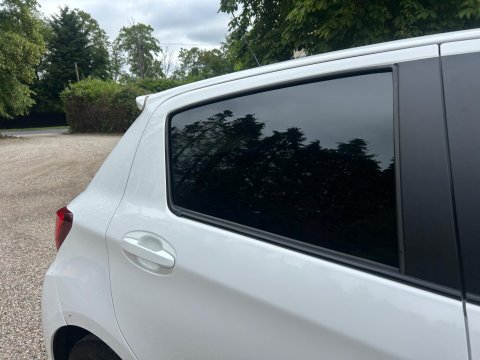 Toyota Yaris 1.33 Dual VVT-i Sport Euro 5 5dr Euro 5 27