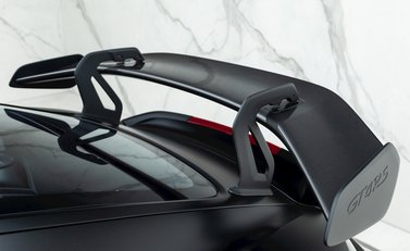 Porsche Cayman GT4 RS (718) 39