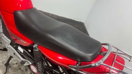 Yamaha YBR 125 2007 ONLY 11K NEW MOT 1 OWNER VERY CLEAN SERVICED 125CC 34
