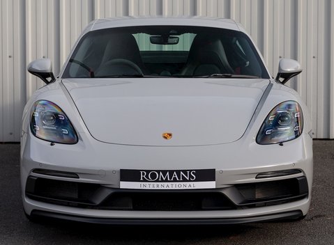 Porsche 718 Cayman GTS 4