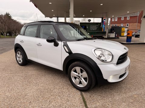 Mini Countryman COOPER 4