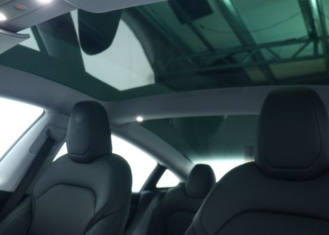 Tesla Model 3 Saloon 4dr Electric Auto RWD (208 ps) 44