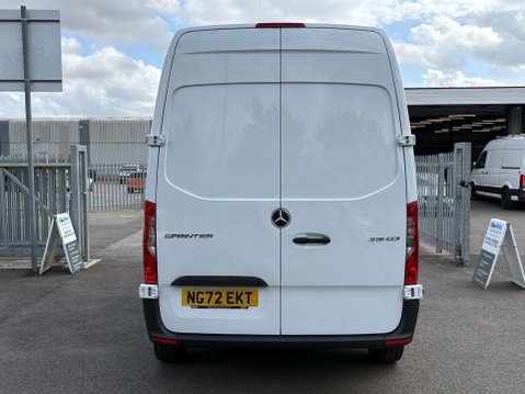 Mercedes-Benz Sprinter 2.0 315 CDI Progressive Panel Van 5dr Diesel Manual FWD L2 H2 Euro 6 (s/s) 22