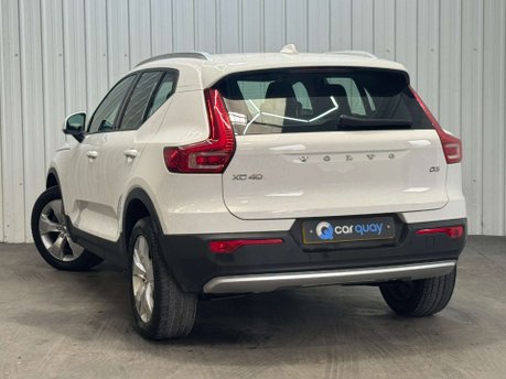 Volvo XC40 2.0 XC40 Momentum D3 5dr 11