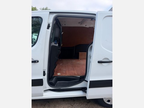Peugeot Partner 1.6 HDi 850 Professional Panel Van 4dr Diesel Manual L1 (132 g/km, 90 bhp) 18