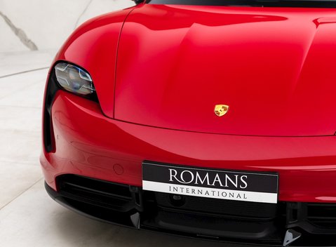 Porsche Taycan Turbo Cross Turismo 25