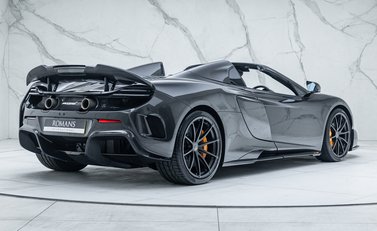 McLaren 675LT Spider MSO Carbon Series 4