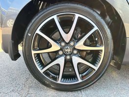 Toyota Yaris 1.5 Yaris Dynamic HEV CVT 5dr 14