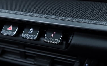 Porsche 911 Targa 4S (992) 28