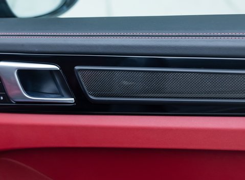 Porsche Cayenne TURBO GT 29