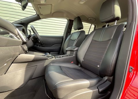 Nissan LEAF N-CONNECTA 11