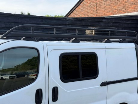Vauxhall Vivaro 2.0 Vivaro 2900 CDTi SWB 11