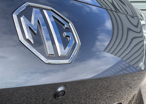 MG MG4 EV 64kWh TROPHY 4