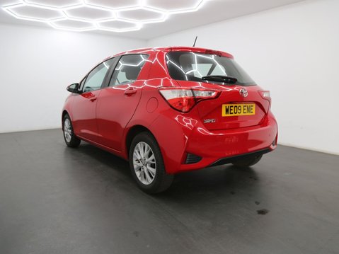 Toyota Yaris 1.5 VVT-i Icon Tech Euro 6 5dr 7