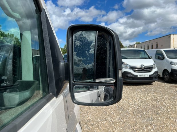 Volkswagen Crafter LWB L3H2 High Roof 35 Trendline 140 EURO 6 NO VAT 17