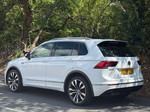 Volkswagen Tiguan 2.0 Tiguan R-Line TDI Semi-Auto 5dr 21