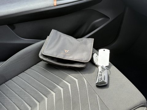Cupra Born 58kWh V1 Hatchback 5dr Electric Auto (204 ps) 38