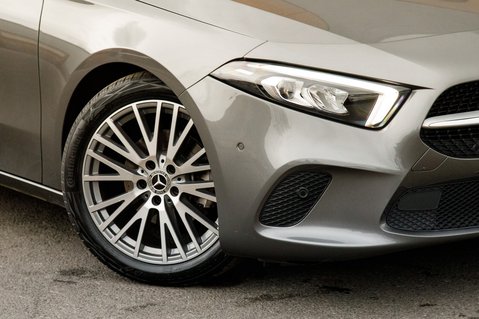 Mercedes-Benz A Class A 180 SPORT EXECUTIVE EDITION 11