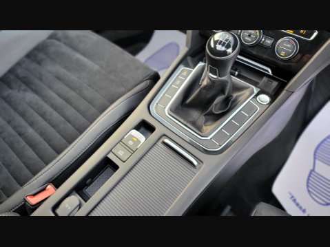 Volkswagen Passat GT TSI EVO 12