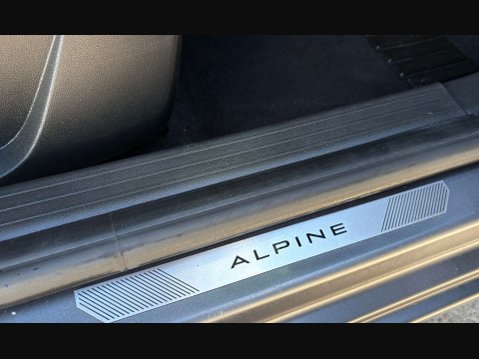 Renault Clio 1.6 Clio Espirit Alpine E-Tech HEV Auto 5dr 28