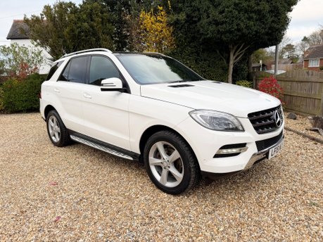 Mercedes-Benz M Class 3.0 ML350 V6 BlueTEC SE (Executive) G-Tronic 4WD Euro 6 (s/s) 5dr 4