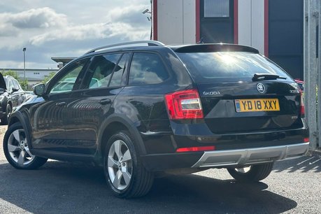 Skoda Octavia 2.0 TDI Scout Estate 5dr Diesel DSG 4WD Euro 6 (s/s) (184 ps) 12