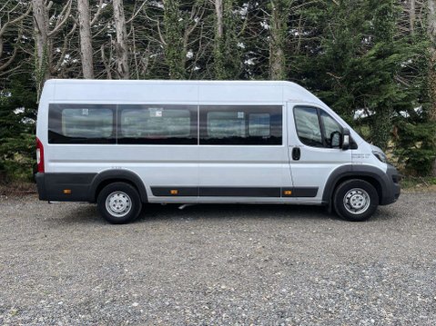 Peugeot Boxer 440 L4H2 LIGHTWEIGHT NON-D1 MINIBUS 17SEATS w FULL WIDTH RAMP. E6 8