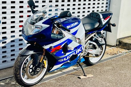 Suzuki GSX-R GSXR 1000 K1 20