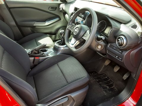 Nissan Juke DIG-T VISIA 9