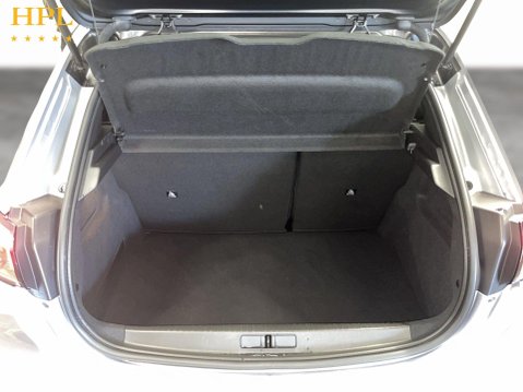 Peugeot 208 1.2 PureTech GT Premium Hatchback 5dr Petrol Manual Euro 6 (s/s) (100 ps) A 21